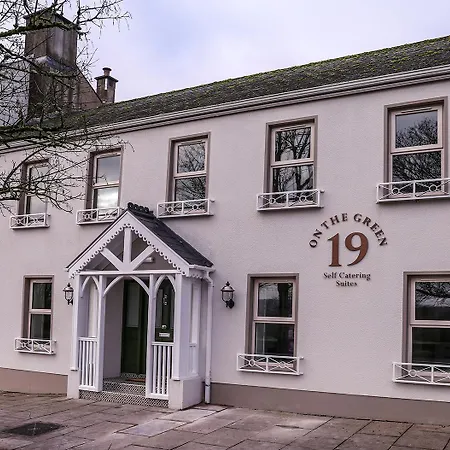 19 On The Green Belcoo Exterior photo